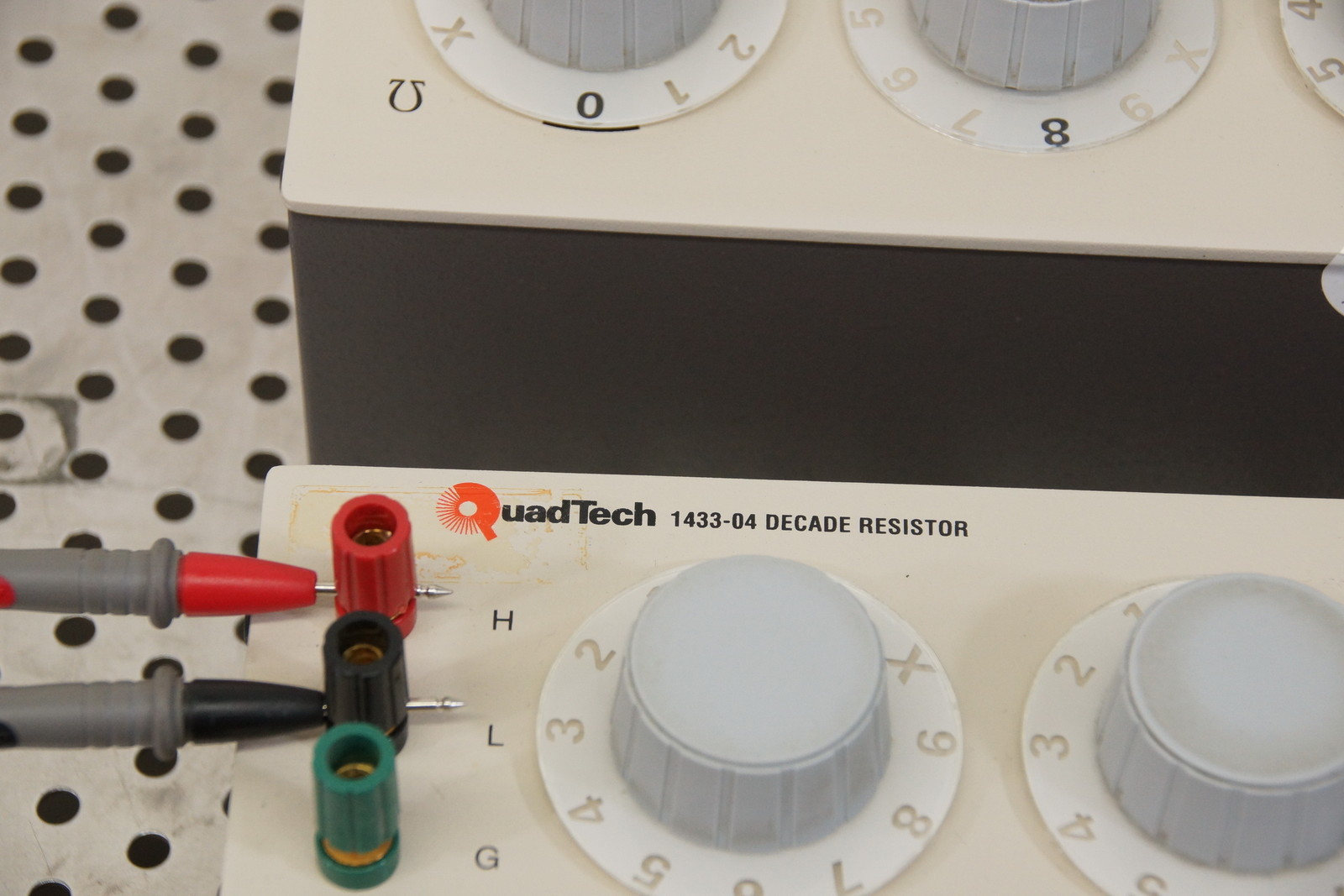 Quadtech Decade resistor 1433-04