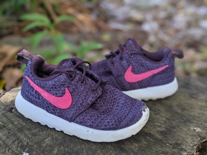 nike roshe one toddler girl