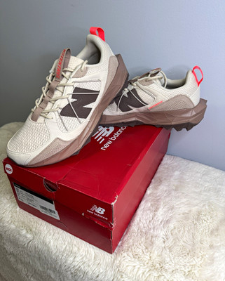 New Balance Tektrel Beige/Brown/Orange Low Top Lace Up Trail Running 2E MTTRRSCU