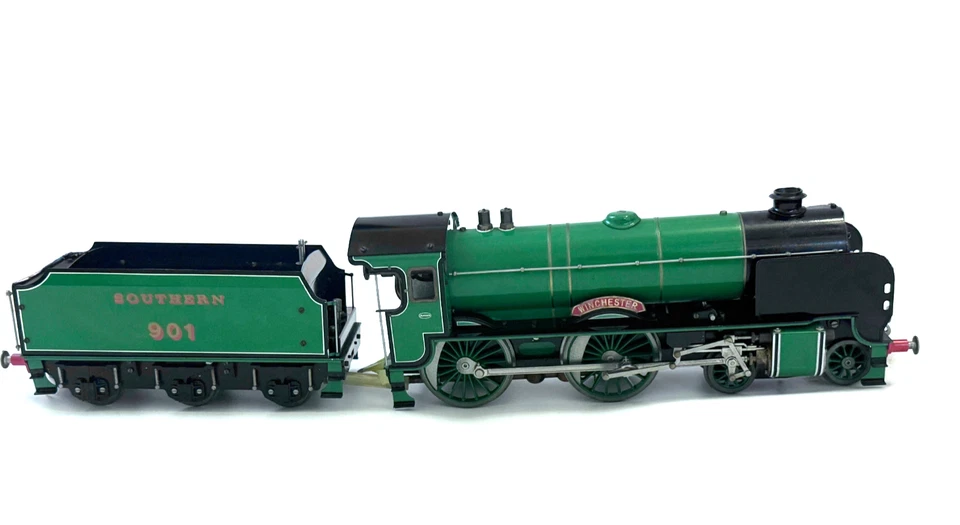 ASTER Live Steam Southern 901 4-4-0 Schools Class Gauge 1 Alcohol Fired Brass - Image 4 of 4