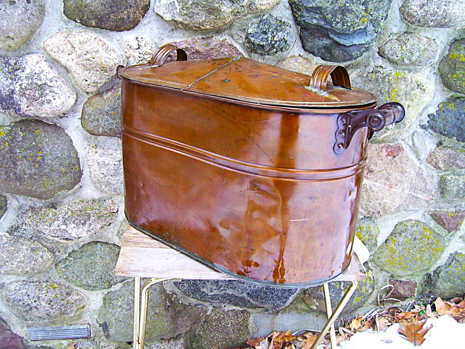 ANTIQUE COPPER WASH BOILER  TAPPERED LID ~ PRIMITIVE LAUNDRY TUB ~ STORAGE DECOR
