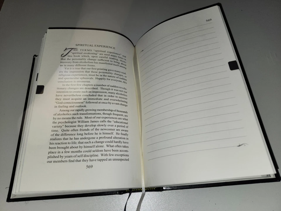 The Anonymous Press Study Editiion OF Alcohols Anonymous Black Leather Hardback - Image 4 of 4