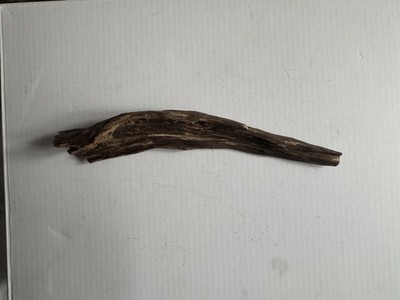 Hindi Agarwood Räucherwerk Chip Grade AAAAA Oud 13g Natural UK Stockfast