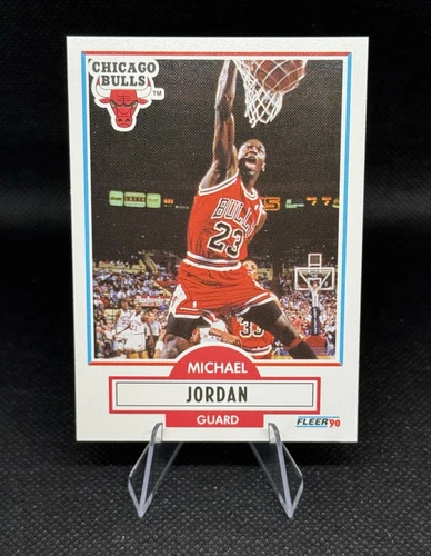 Fleer 1990-91 Michael Jordan Chicago Bulls #26 Base Set Basketball Card (AD)