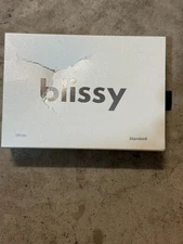 Blissy 100% Pure Mulberry Silk Standard Pillowcase White - Damage New Box