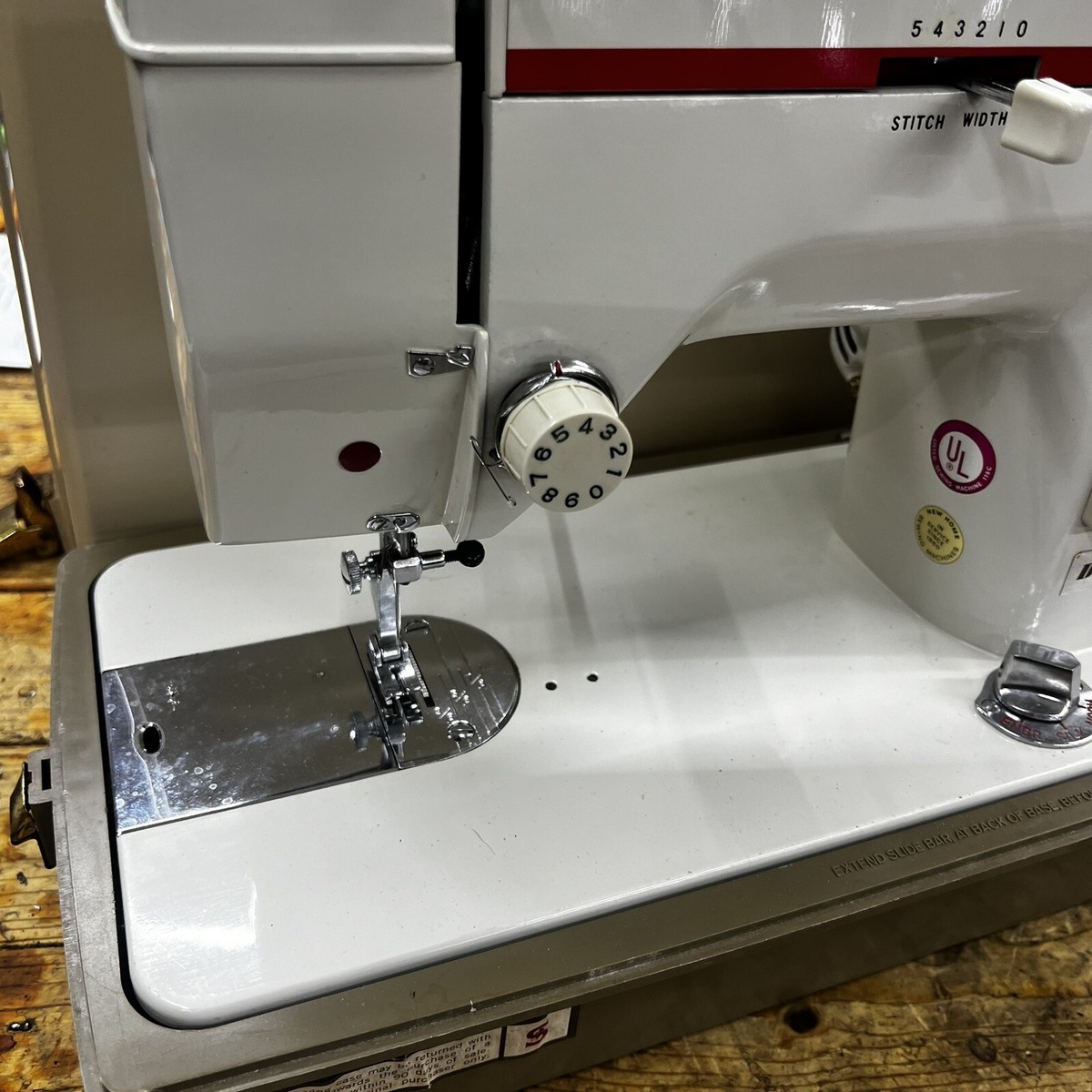 Janome Dressmaker Sewing Machine Vintage Model 571 11183