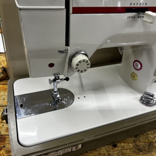 Janome Schneiderin Nähmaschine Vintage Modell 571 11183 neuwertig tragbar - Bild 2 von 10