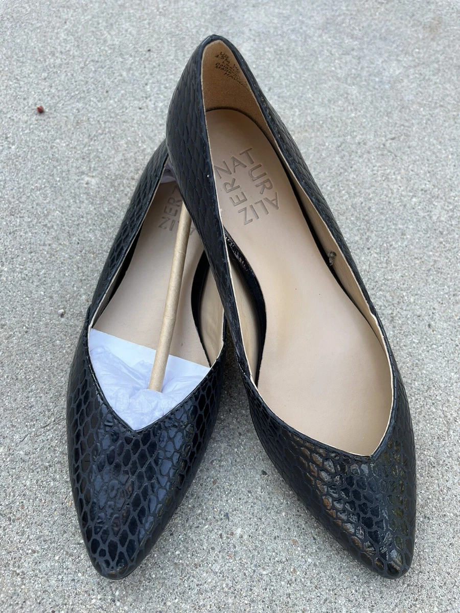 Naturalizer pointed sales toe flats