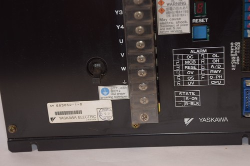 Yaskawa Drive ServoPack CACR-SR44BC1CSY414 CACRSR44BC1CSY414 *carcasa abollada* - Imagen 8 de 9