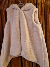 Fabulous Faux Fur Cape/gilet