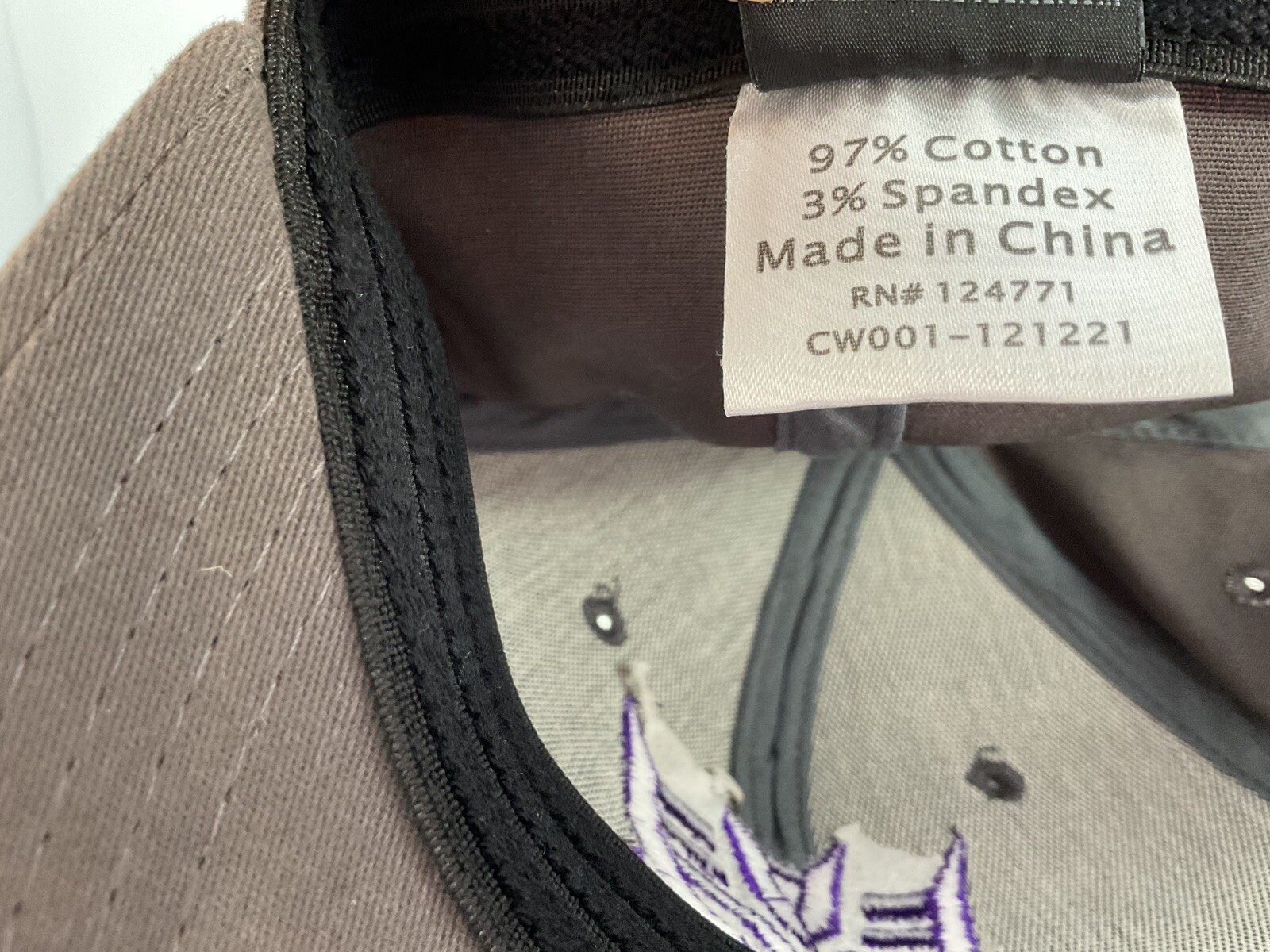 Universal Studios ‘Transformers’ Baseball Cap One… - image 5