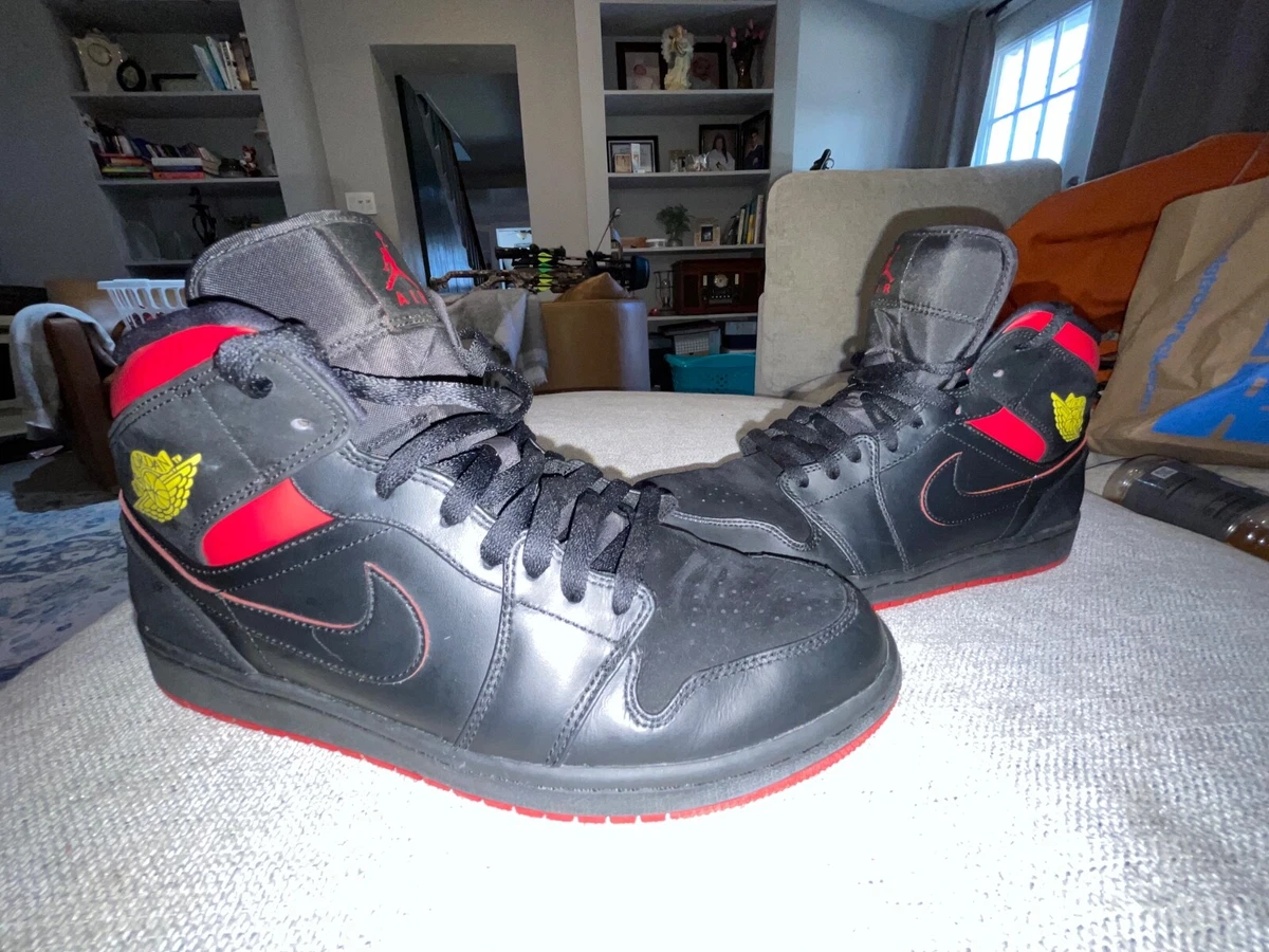 Jordan 1 Mid Last Shot Athletic Sneakers Mens 10.5 Black Leather Lace Up Mid Top Men main image 4