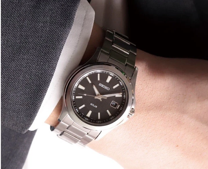 Seiko Solar Men Black Dial Watch  SBPN067 Stainless Steel SILVER - image 4 of 4