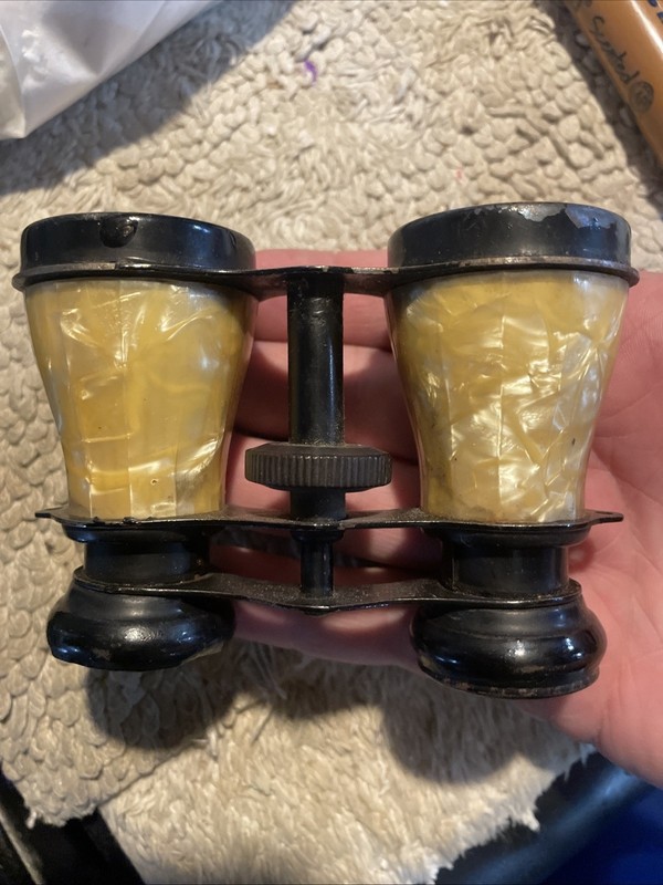 Vtg Celluloid Opera Glasses Binoculars Made In japan Works WWII Soldier