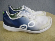 OOFOS OOmg Low Shoes Mens Size 10 White Navy Recovery Slip On OM012063-14