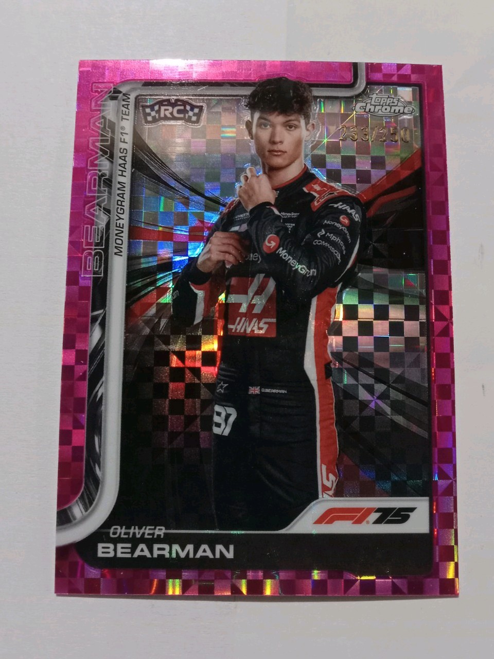 2025 Topps Chrome F1 #14 Oliver Bearman RC Rookie Portrait Pink Checker /250