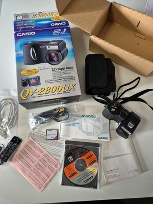 Casio QV 2800 UX LCD Digital Camera With Color Display 2.1 MP 32x Super Zoom OVP