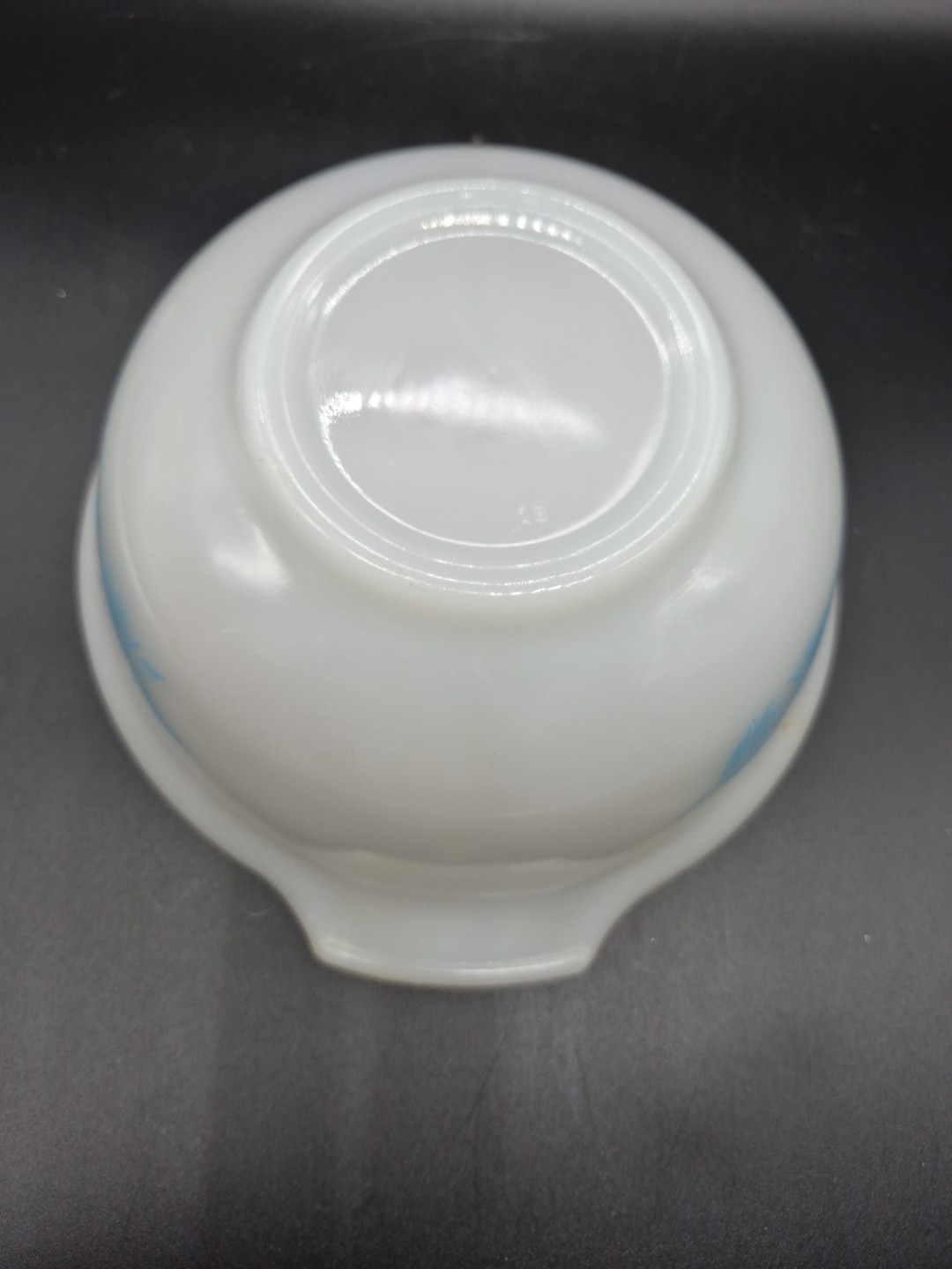 Glasbake Snow Thistle Set Of 3 Cinderella Nesting Bowls