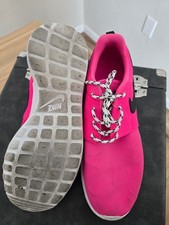 Nike Roshe Run Sneakers Size 7 Athletic Runni...