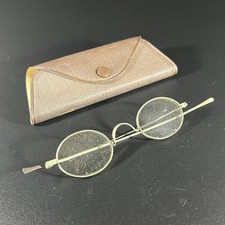 Antique Oval Eyeglasses with Case - Silver color - Wire Frame - Open Sided Case