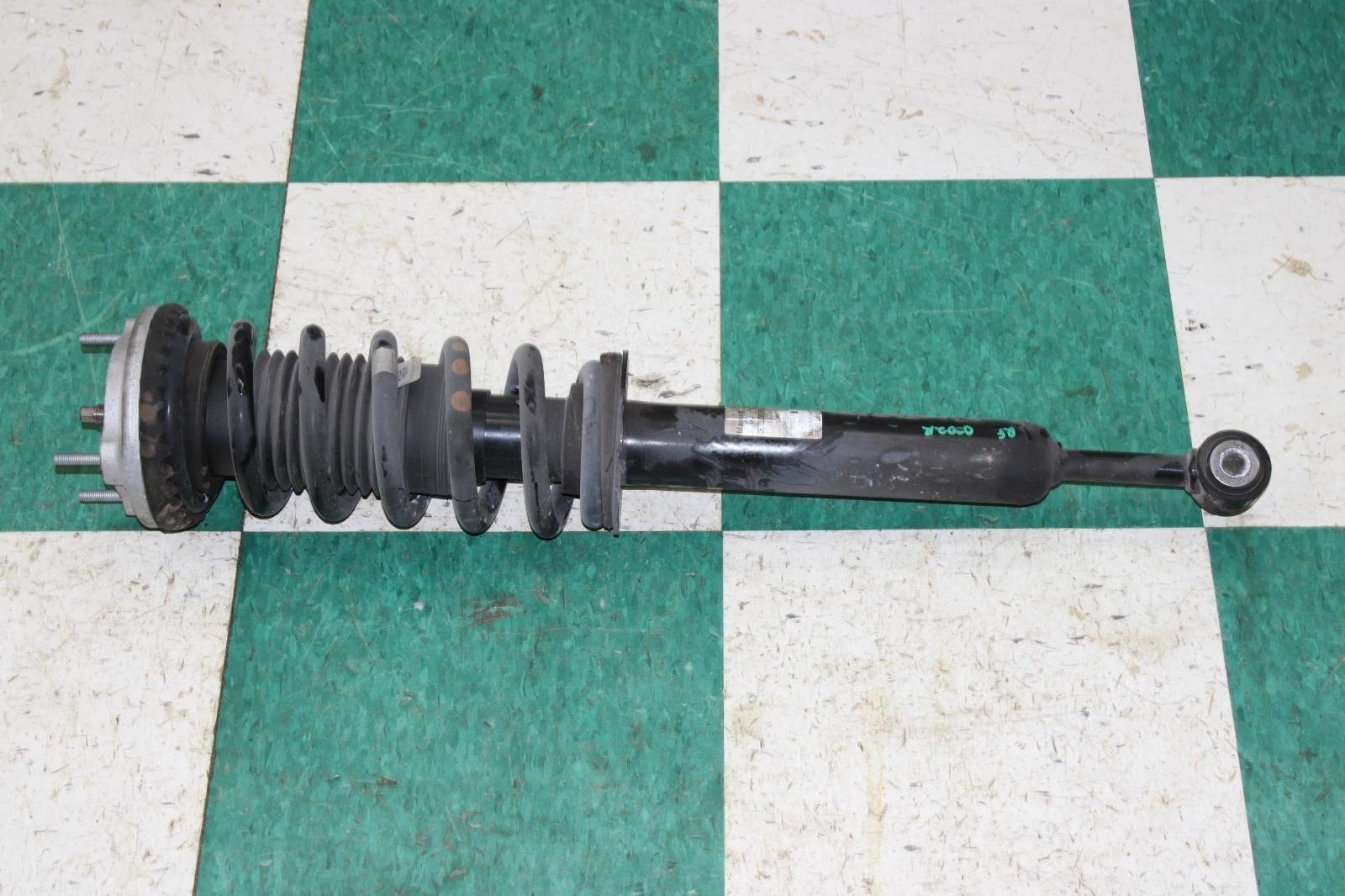Maserati Ghibli 2014-2024 Front Right Damper