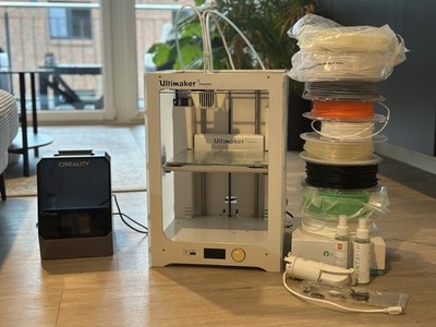 Ultimaker 3 extended 3D Drucker mit Filament Trockner