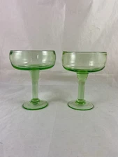 Hand Blown Margarita Glasses Green Glass 6” Set of 2 , 10 Fl Oz Or 1.25 Cup READ