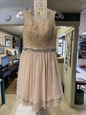 Star Box Formal Champagne Beaded Bodice+Belt Dress Size XS. Excellent Condition!