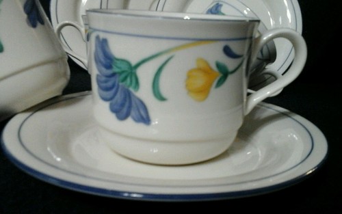 Mug Lenox BUTTERCUPS ON BLUE Cups and Saucers Set of 3 - Picture 2 of 4