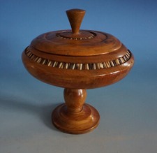 Vintage Afrika Afrikana Deckeldose Dose mit Fuss Holz Einlegearbeit (FM22-1195)