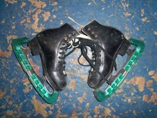 Pair of Ice Skates, Black, 7 1/3 On The Blade, Not Sure of Brand, Club 2000