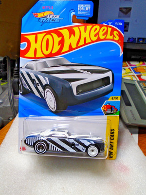 Hot Wheels 2025 SUPER Treasure Hunt High Roller 11