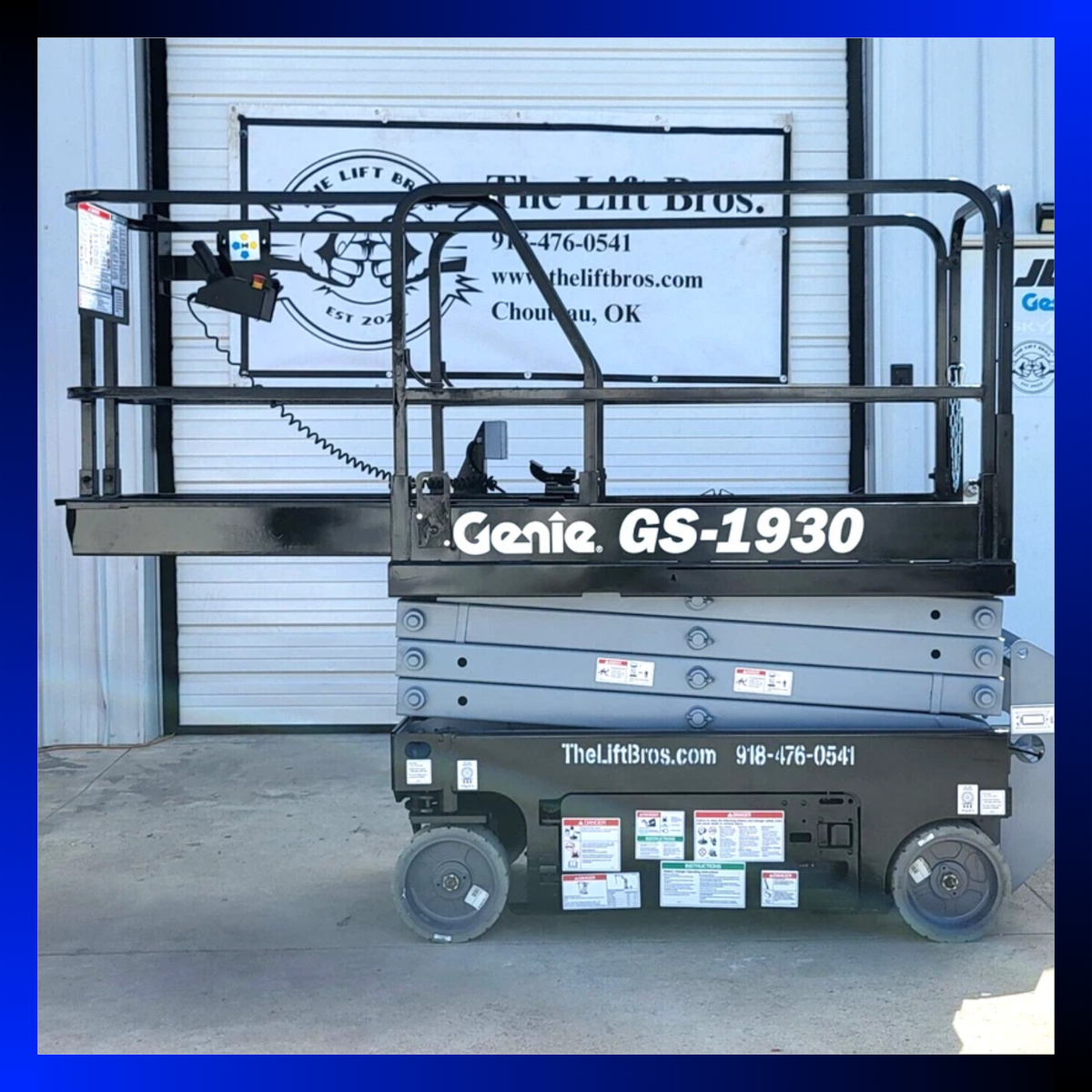 Electric Scissor Lift Refurbished Genie GS1930 19 ft. Manlift