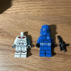 LEGO Star Wars: Jek-14's Stealth Starfighter (75018)
