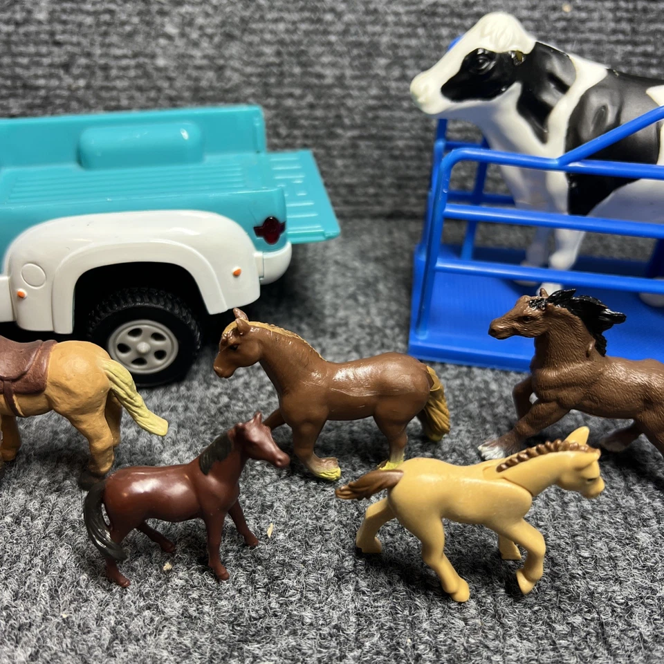 Breyer Teal Truck & NewRay Dairy Cow & Miscellaneous Horses - Safari Playmobil - Image 3 of 4