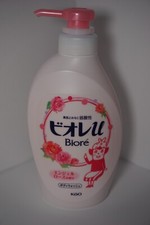 Kao Biore U Body Wash Liquid Soap Angel Rose Pump Bottle 480ml