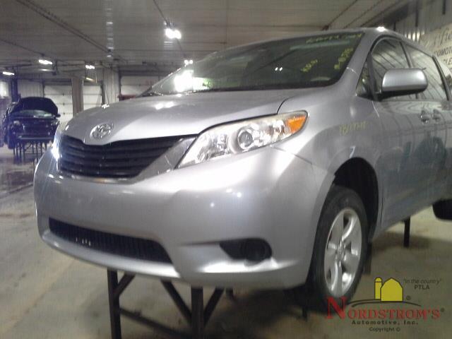 2014 Toyota Sienna Front Spindle Knuckle FWD Right | eBay
