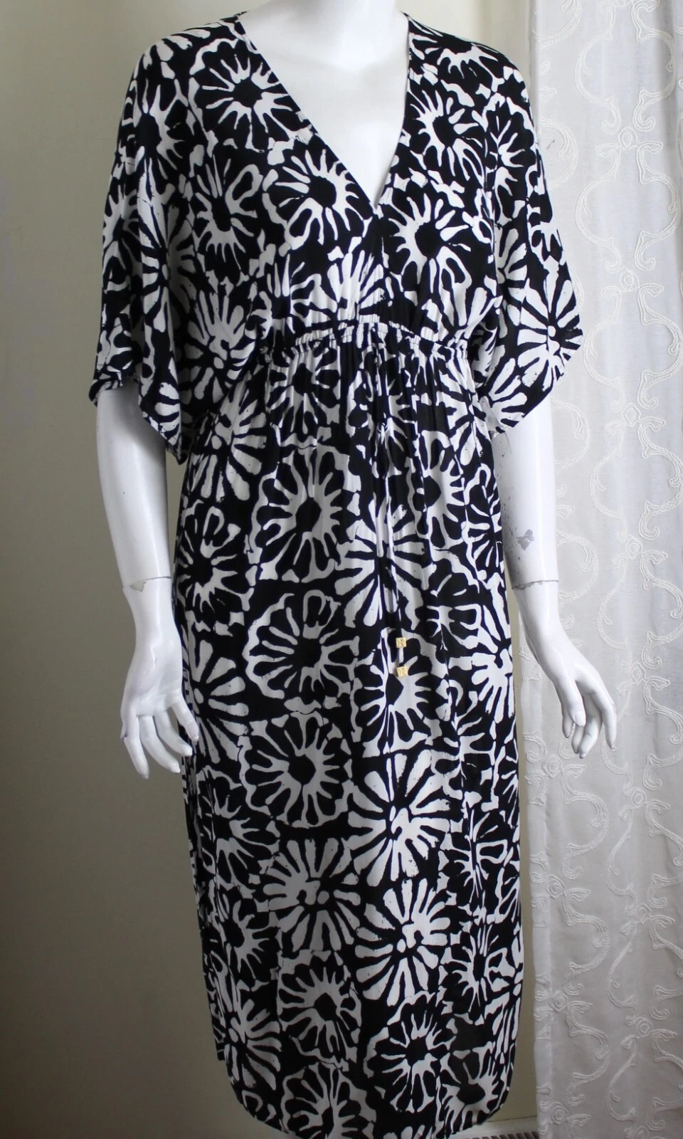 Abito pullover Tory Burch taglia XS nero bianco rayon astratto sfiato laterale Matisse