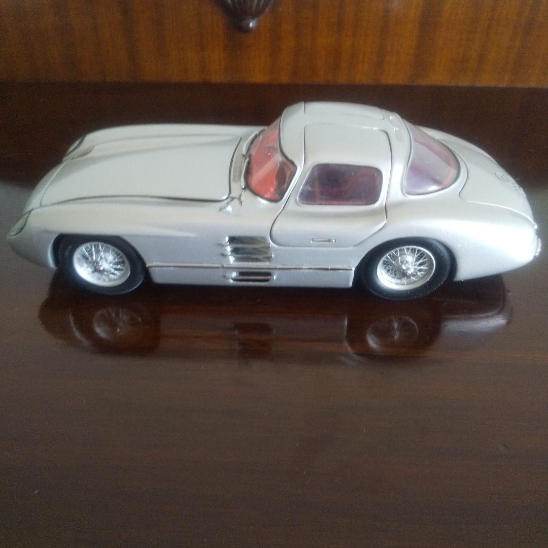 Minichamps 1/24 Mercedes-Benz 300 SLR Uhlenhaut Coupe 1955 w
