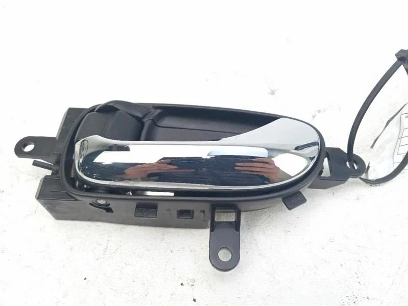 2009 NISSAN MURANO REAR LEFT SIDE INTERIOR DOOR HANDLE 28852 - Imagem 3 de 4