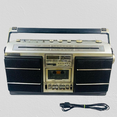 Pioneer SK-95 Runaway Stereo FM AM Cassette Recorder | eBay