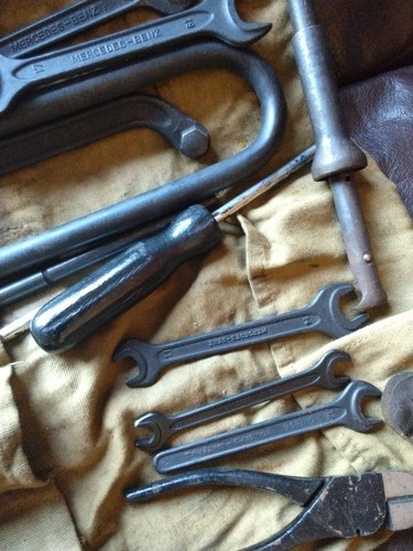 VINTAGE MERCEDES BENZ RARE TOOL KIT W 121 190 SL 190SL 220 SE S OEM TOOLS 220SE - Picture 4 of 24