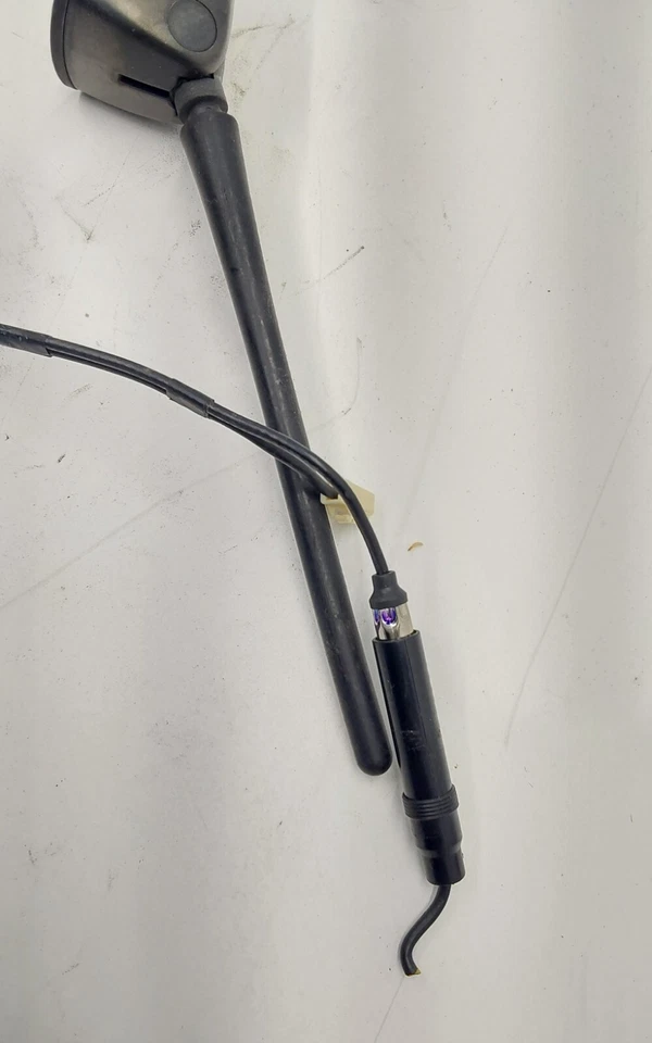 Lexus RX330 2004 radio estéreo montada en el techo antena de mástil FM AM OEM Foto 3 de 4