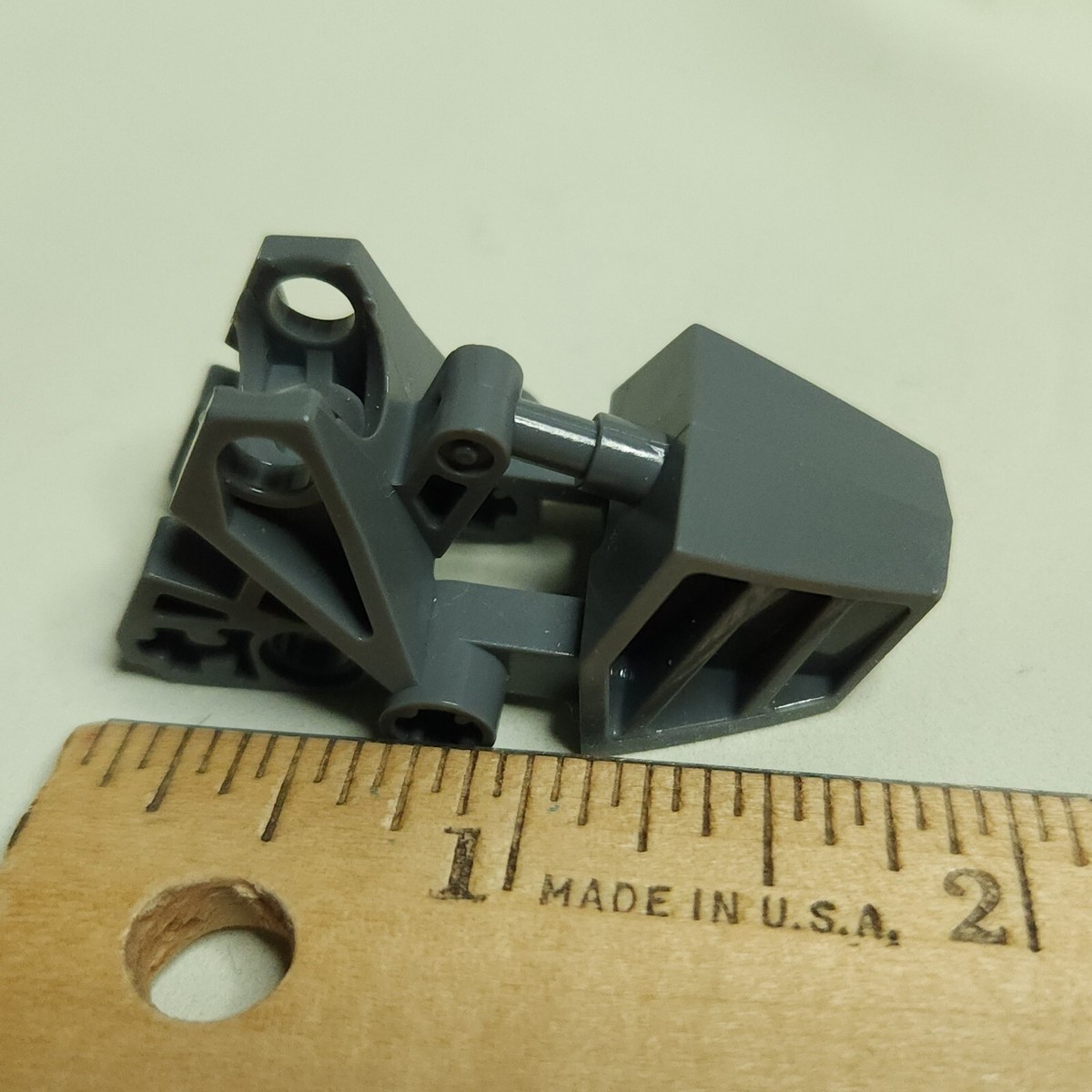 LEGO Part 62386 Bionicle Foot Matoran with Ball Socket Flat LEGO Part 62386 Bionicle Foot Matoran with Ball Socket Flat
