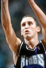 Bobby Hurley Sacrament Kings shoots a free throw v the Utah Jazz a- Old Photo
