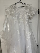 Girls First Communion Dress And Veil Size Small 7/8