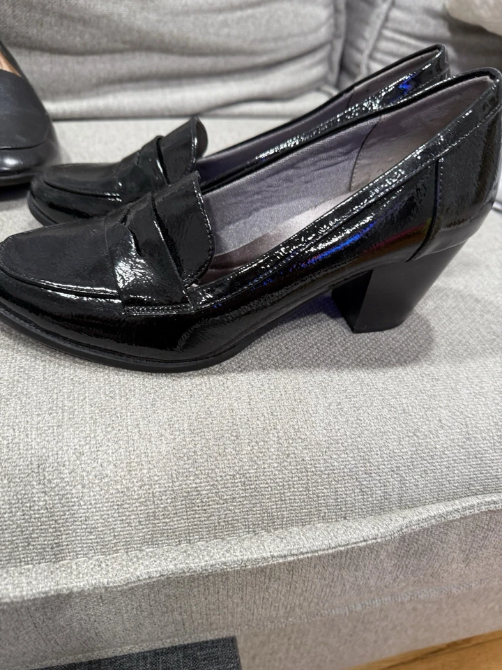 Lot of 6 pairs -Dress/work Comfort Shoes 8.5 - Image 4 of 4