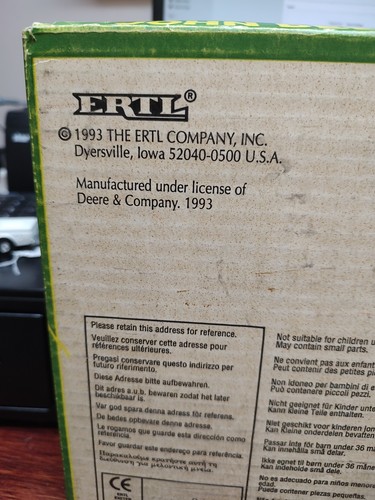 1993 Ertl 1/16 John Deere 8870 4WD Articulating Tractor, Front & Rear Duals NIB - Picture 10 of 10