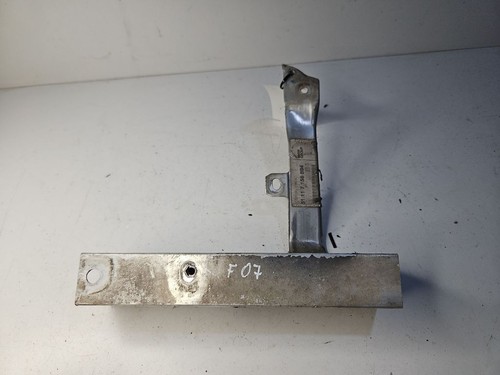 BMW 5 F10 F11 2012 Rechts Aufpralldämpfer Stoßstange Stoßfänger vorne