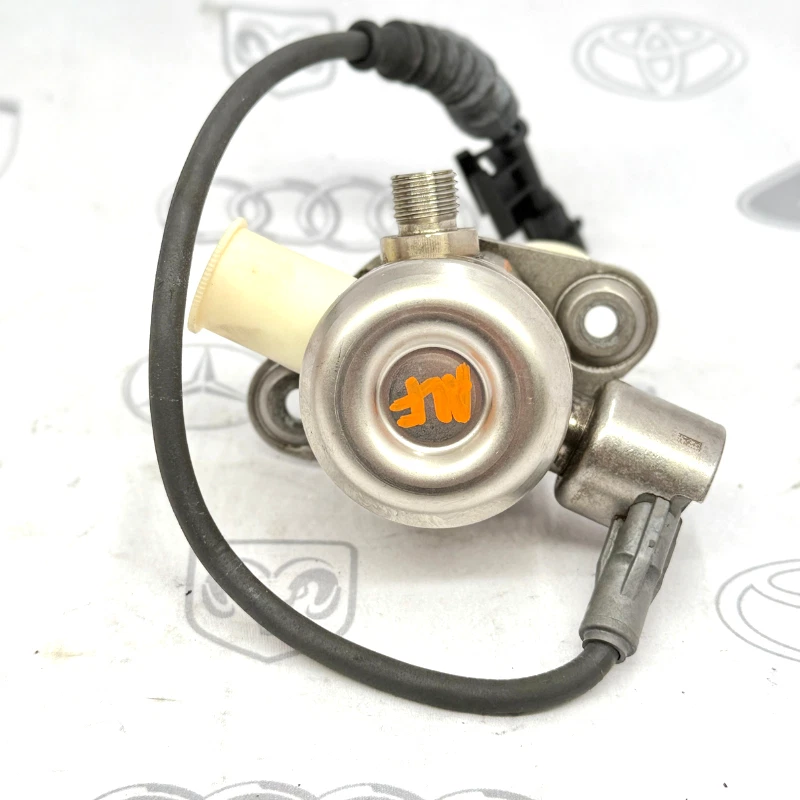 Bomba de combustible de alta presión Alfa Romeo Giulia 2017-2023 2,0 L OEM 6836940AA Foto 4 de 4